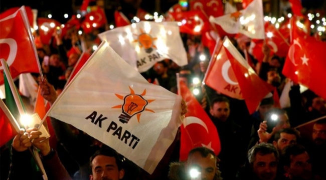 AKP, küskünleri geri kazanmaya çalışacak: Vatandaşla hiçbir şekilde polemiğe girmeyin uyarısı