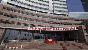 CHP, milletvekili adayı olmak isteyen il ve ilçe başkanlarını istifaya başladılar!