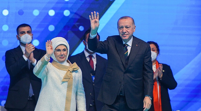 AKP'nin kongresi yarın: Yönetimde 'değişim' olacak mı?
