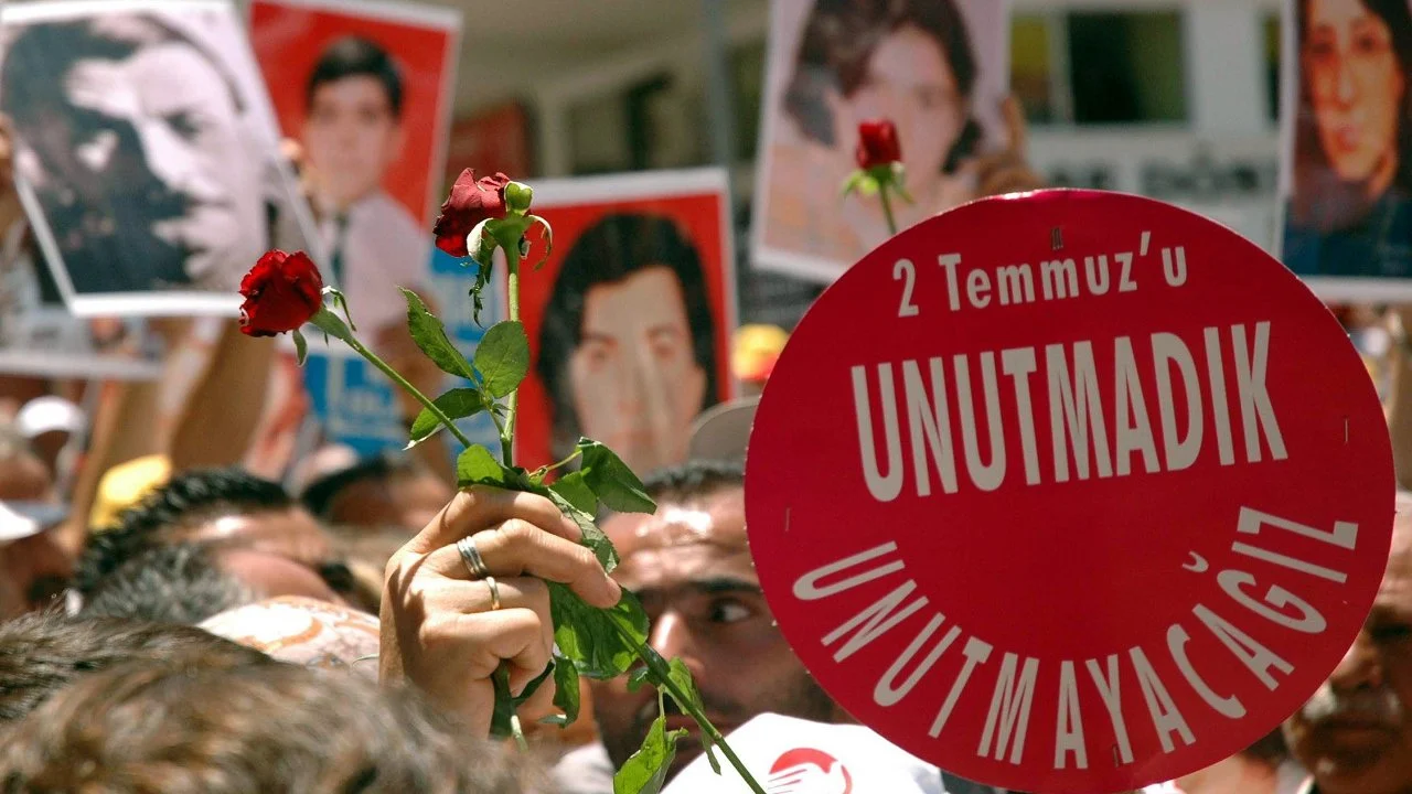 Sivas Katliamı'nın firari sanığı Murat Songur'un Alman istihbaratındaki sicil numarası ortaya çıktı