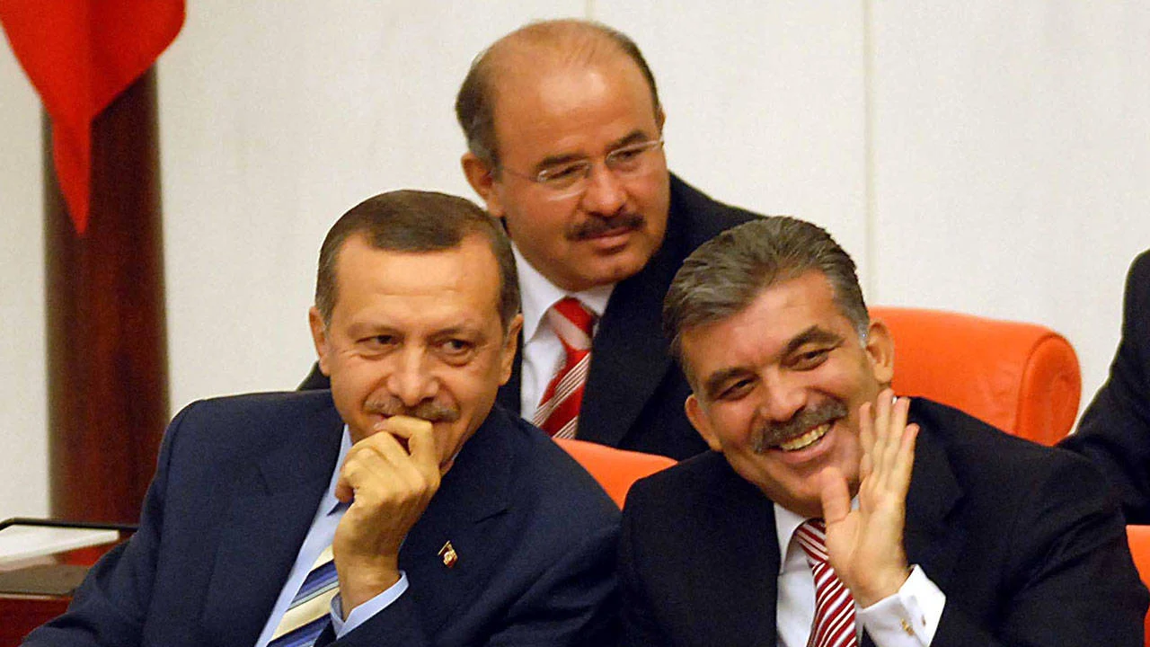 "Eski Bakan yeni parti kuruyor" iddiası