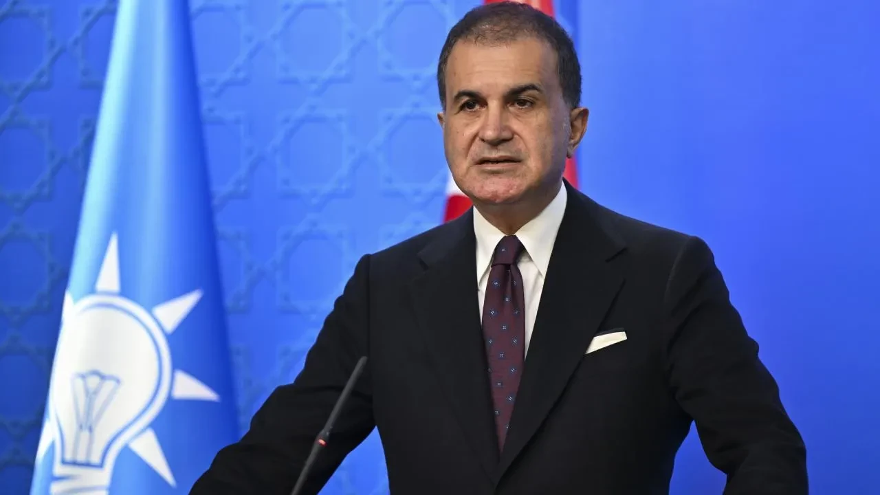 Tarihi Çağrı Sonrası AKP'den Açıklama: 'PKK Hangi Adla Olursa Olsun Silah Bırakmalı'