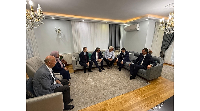 MHP BAKIRKÖY'DE ŞEHİT AİLESİNİ ZİYARET ETTİ.