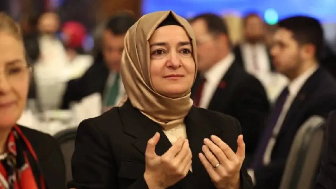 Fatma Betül Sayan Kaya'nın 2,2 milyar TL'yi iade ettiği öne sürüldü: Amaç 'etkin pişmanlık' mı?